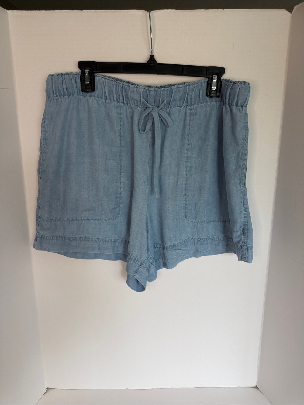Hilary Radley Light Blue Women's Drawstring Shorts size Large